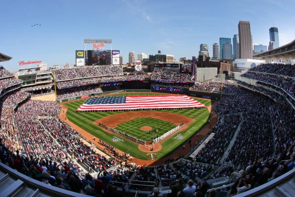 Target Field Minneapolis, MN Target Field Minneapolis, MN