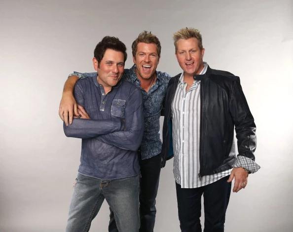 2013 CMT Music Awards - Wonderwall Portrait Studio