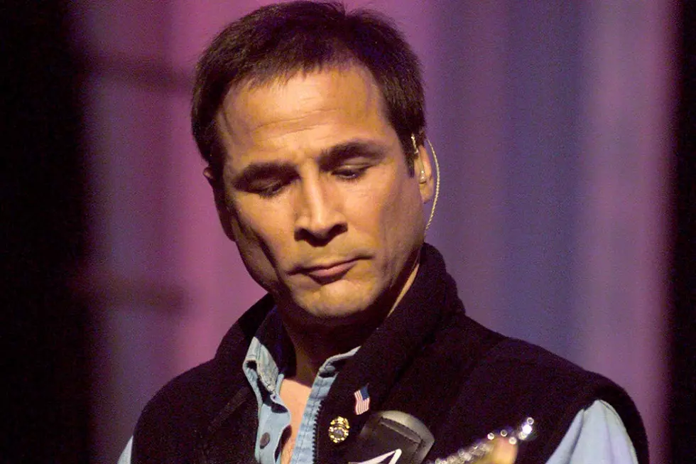 27 Years Ago: Clint Black Receives a Star on the Hollywood Walk of Fame