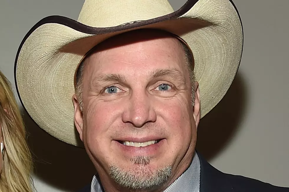 Garth Brooks Reveals World Tour Stop in Winnipeg