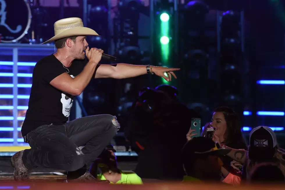 Dustin Lynch on His Third Studio Album: ‘We’re Just Splitting Hairs Right Now’